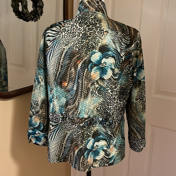 Multicolor Animal Print Jacket - Picture 5 of 7